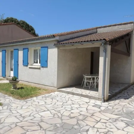 Maison F4 70 M² Avec Jardin A - Fr-1-71-52 * ロワイヤン