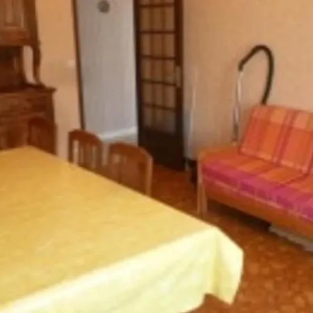 Maison F4 70 M² Avec Jardin A - Fr-1-71-52 Royan