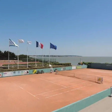 Сasa de vacaciones Maison F4 70 M² Avec Jardin A - Fr-1-71-52 *