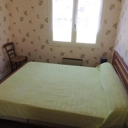 Maison F4 70 M² Avec Jardin A - Fr-1-71-52 Сasa de vacaciones *